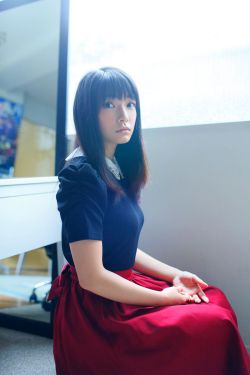 果冻传媒妈妈和女儿闹元宵